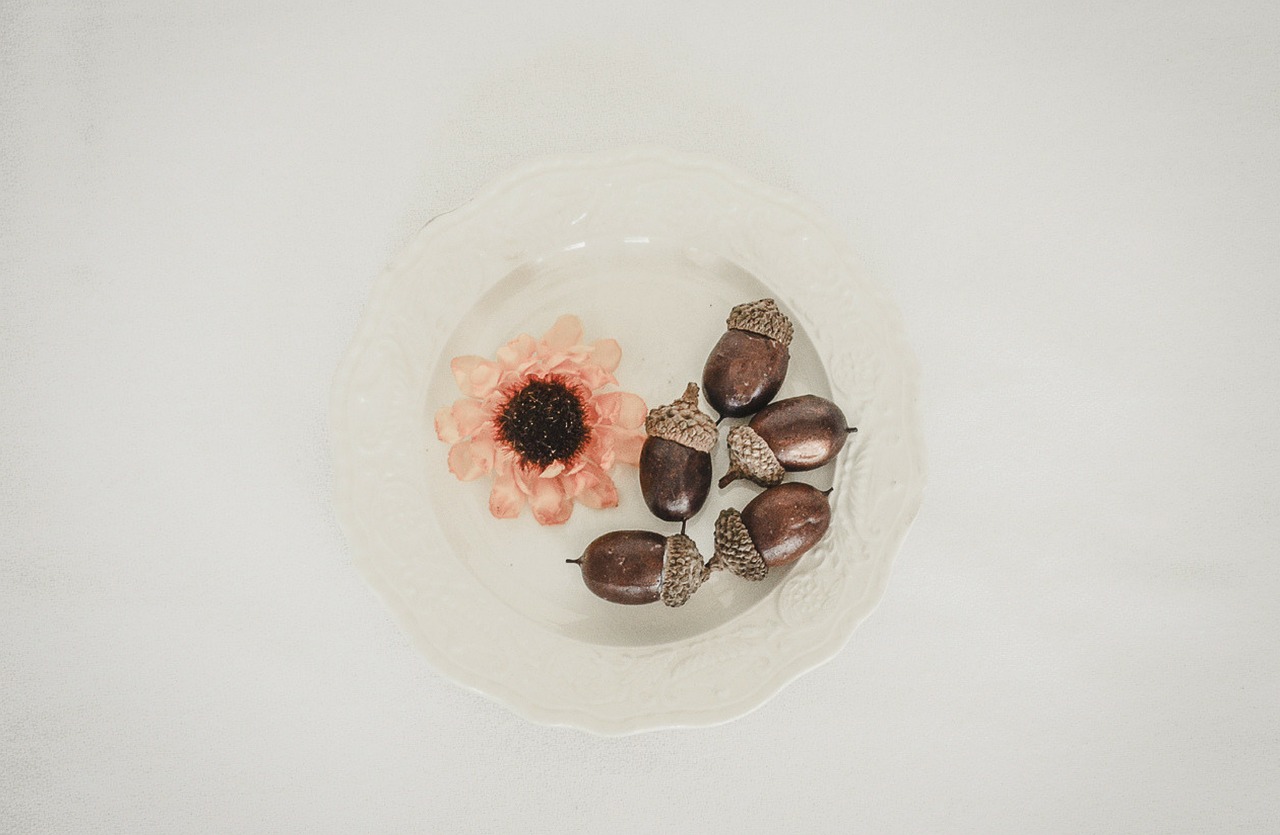 秋限定の高級フルーツ宝石箱に隠された限定カラー包装の価値とは？